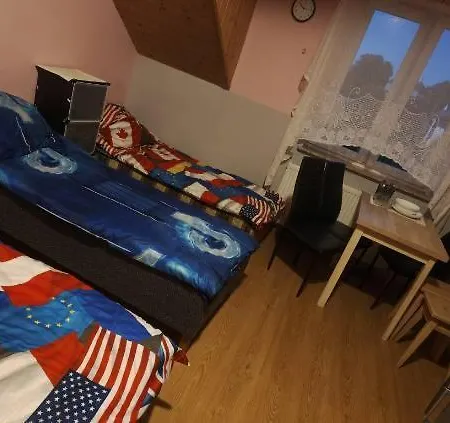 KWATERY NOCLEGI DARŁOWO Marek Parking-Auta-Rowery Hostel