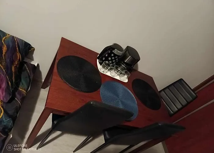 Marek - Centrum 达尔沃沃