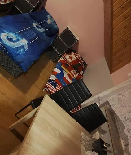 Marek - Centrum 达尔沃沃